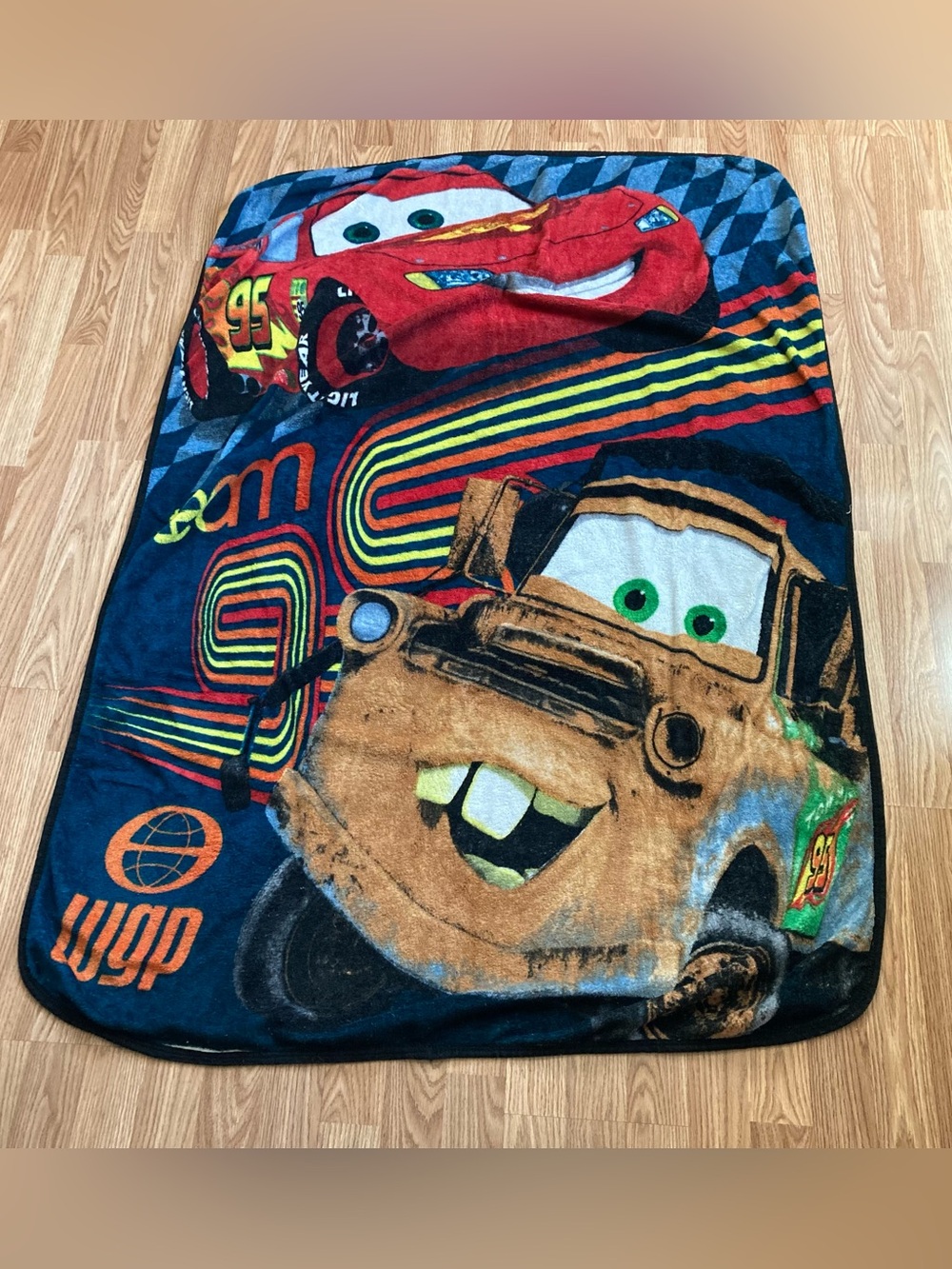 Disney Pixar CARS Blanket Lightning McQueen Tow Mater Team 95 WGP 41 x 59.